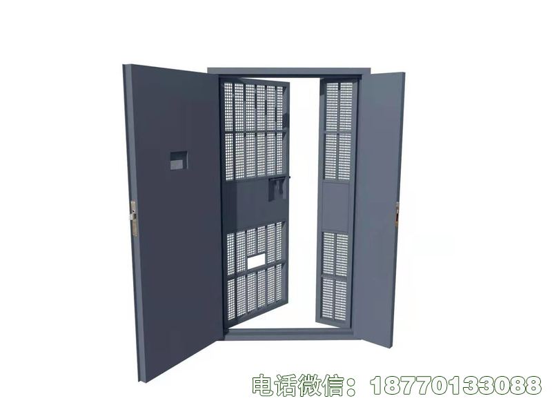 神木县拘留所拘室门